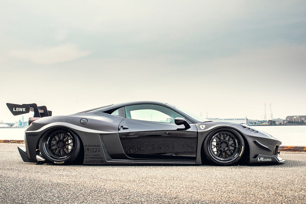 LB-Silhouette WORKS Ferrari 458 GT