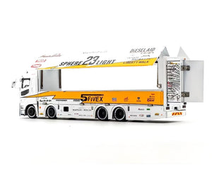 GCD 1:64 Liberty Walk LB-Trucks Mitsubishi Fuso Super Great Transporter Sphere 23 Light – White